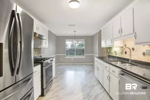 4015 Henning Dr, Mobile, AL 36619 photo 8