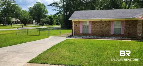 1378 Lucerne Dr, Mobile, AL 36608 photo 2