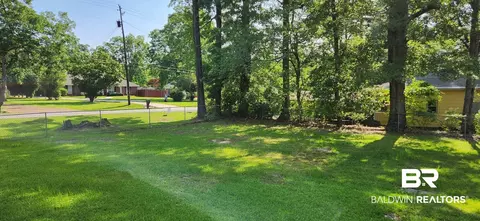 1378 Lucerne Dr, Mobile, AL 36608 photo 4