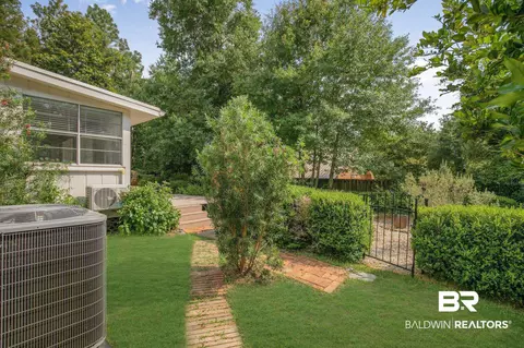 115 Ronforth St, Fairhope, AL 36532 photo 27