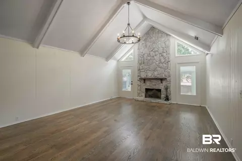 115 Ronforth St, Fairhope, AL 36532 photo 4