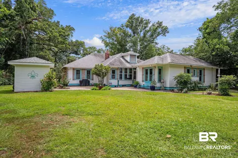 14324 Oak St, Magnolia Springs, AL 36555