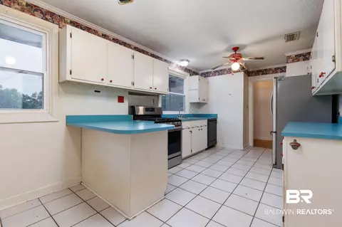3951 Bourgeois Dr, Mobile, AL 36609 photo 6