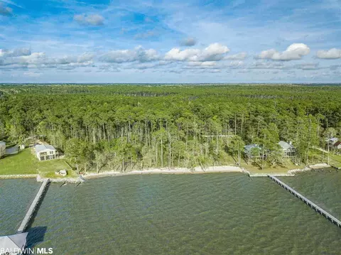 9425 S Bay Rd, Foley, AL 36535