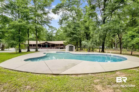 13533 Southworth Rd, Summerdale, AL 36580