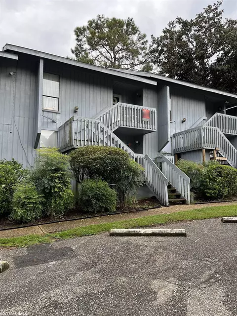 223 Golf Ter #223, Daphne, AL 36526