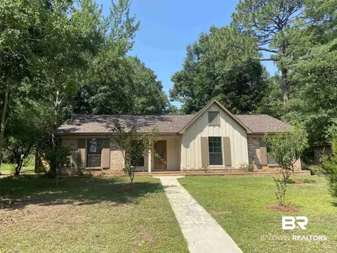 125 Brentwood Dr, Daphne, AL 36526