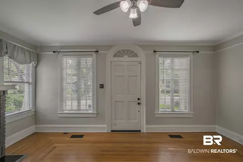 132 Florence Pl, Mobile, AL 36607 photo 13
