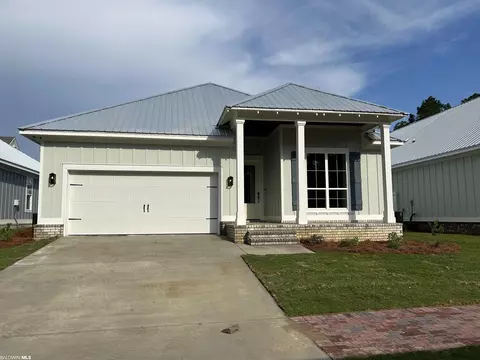 2534 Bienville Ave, Gulf Shores, AL 36542