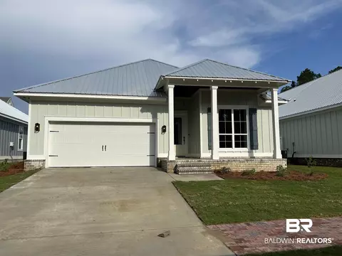 2534 Bienville Ave, Gulf Shores, AL 36542