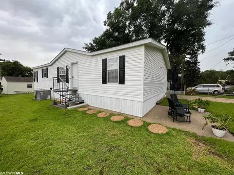 1349 Caney Loop, Lillian, AL 36549