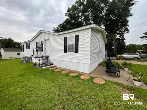 1349 Caney Loop, Lillian, AL 36549 photo 1