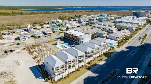 161 E J Cir, Gulf Shores, AL 36542