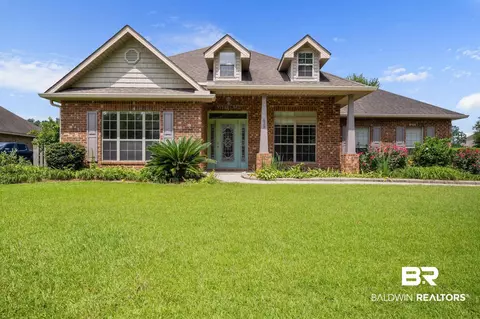 639 Weeping Willow St, Fairhope, AL 36532