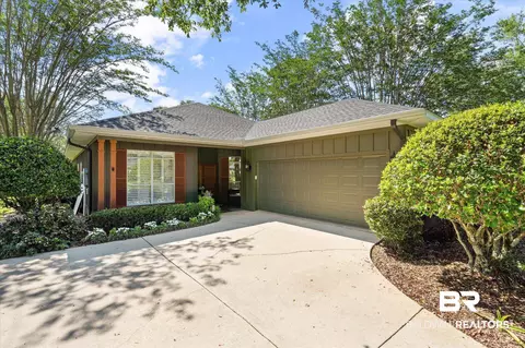 118 Oak Bend Ct, Fairhope, AL 36532
