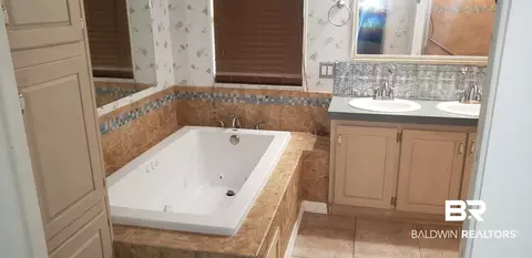 781 N Pine Barren Rd, Mcdavid, FL 32568 photo 11