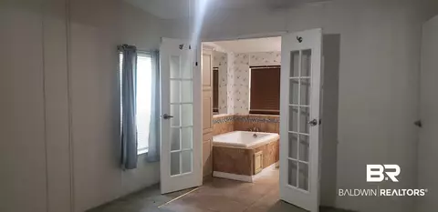 781 N Pine Barren Rd, Mcdavid, FL 32568 photo 9