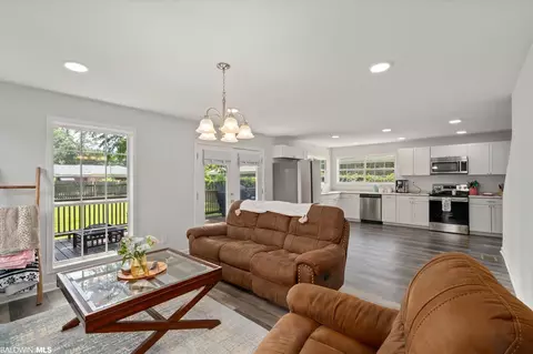 852 Galoway Ave, Mobile, AL 36609 photo 7