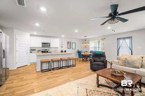 8389 Harmon St, Daphne, AL 36526 photo 8