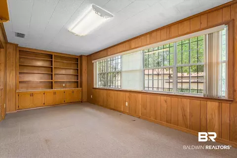 104 Paris Ave, Mobile, AL 36606 photo 9