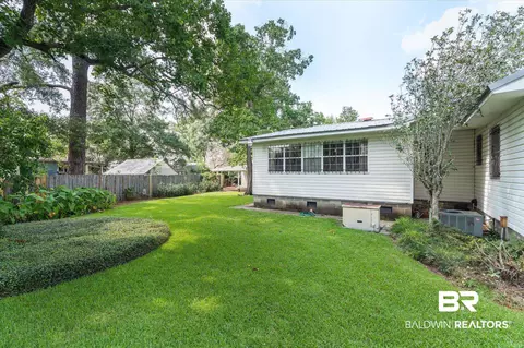 104 Paris Ave, Mobile, AL 36606 photo 18