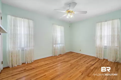 104 Paris Ave, Mobile, AL 36606 photo 13