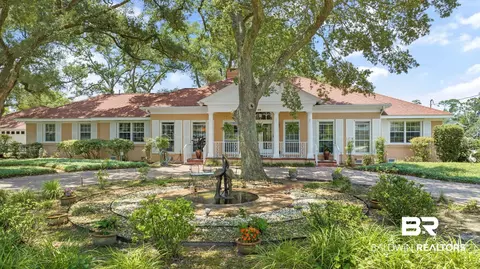 68 Star Lk, Pensacola, FL 32507