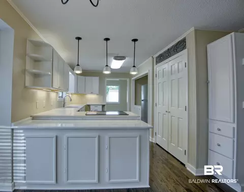 12832 Main St, Elberta, AL 36530 photo 9