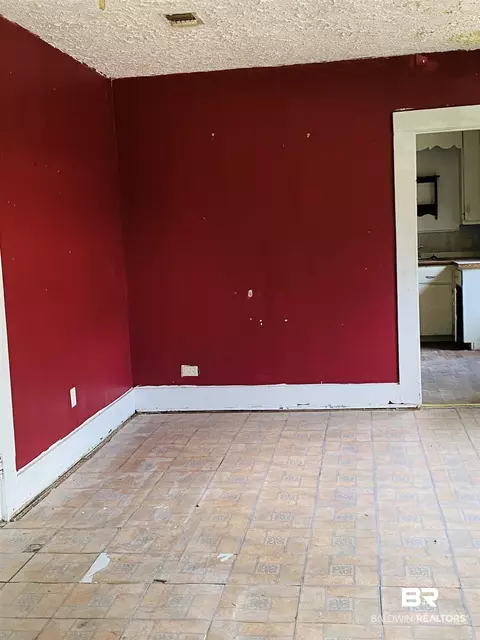 414 Irby St, Mobile, AL 36610 photo 5