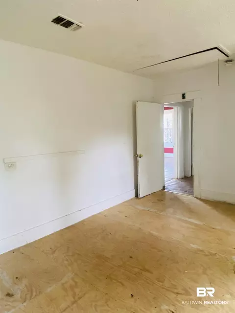 414 Irby St, Mobile, AL 36610 photo 9