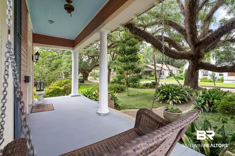 160 Houston St, Mobile, AL 36606 photo 3