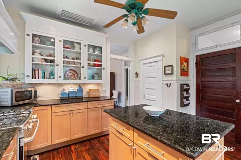 160 Houston St, Mobile, AL 36606 photo 16