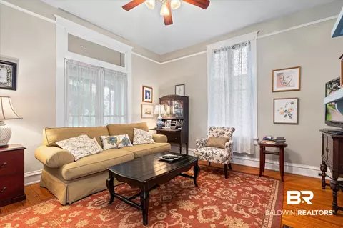 160 Houston St, Mobile, AL 36606 photo 8