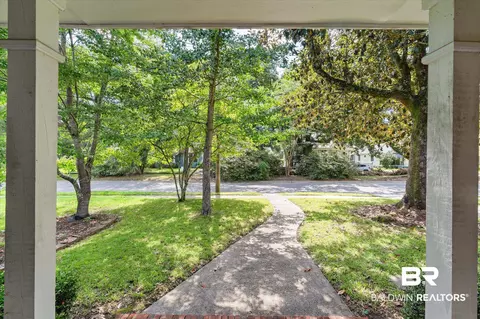 211 Grand Blvd, Mobile, AL 36607 photo 2