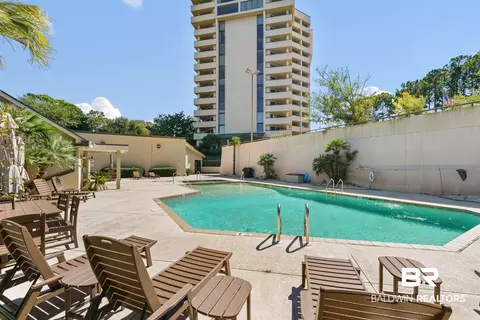 100 Tower Dr #603, Daphne, AL 36526