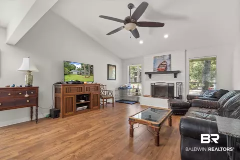 109 Hanover Dr, Daphne, AL 36526 photo 2