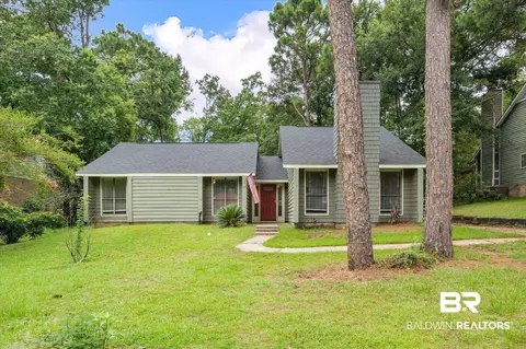 109 Hanover Dr, Daphne, AL 36526
