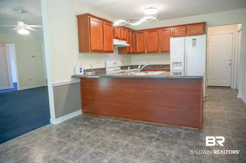 1857 E Kendall Ct, Mobile, AL 36695 photo 6