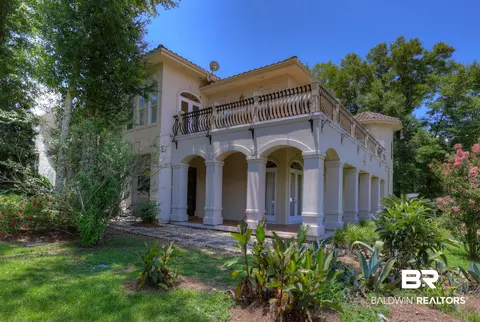 4 Viale Trentino, Fairhope, AL 36532