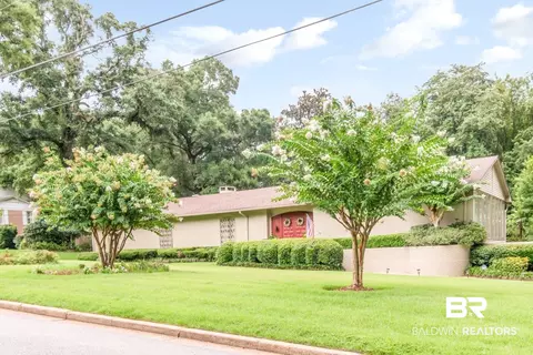 117 E Pinebrook Dr, Mobile, AL 36608 photo 6