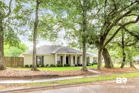 2565 Windmill Ct, Mobile, AL 36693 photo 4