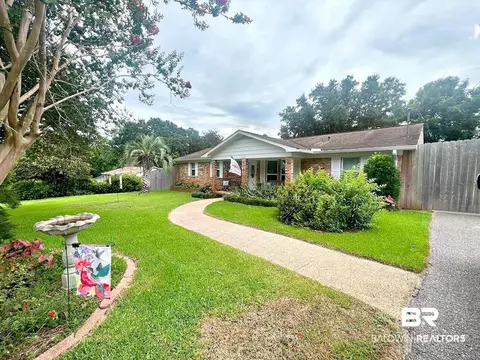 145 Sara Ave, Spanish Fort, AL 36527