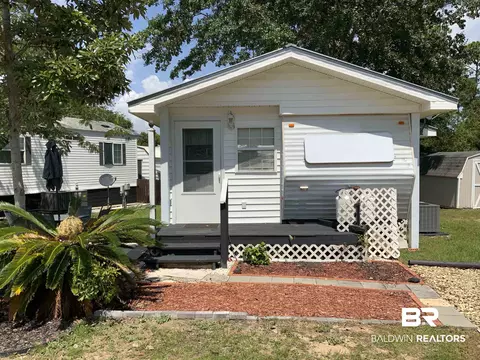 729 Buena Vista Dr, Lillian, AL 36549