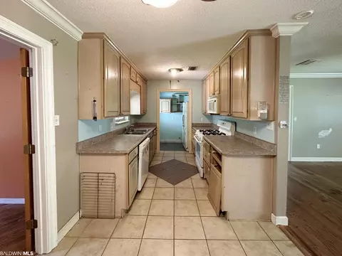 12546 Main St, Elberta, AL 36530 photo 10