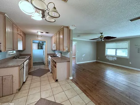 12546 Main St, Elberta, AL 36530 photo 12