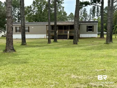 30144 Hollinger Creek Dr, Robertsdale, AL 36567
