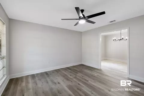 503 Pine St, Daphne, AL 36526 photo 4