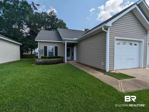 2651 S Juniper St #600, Foley, AL 36535