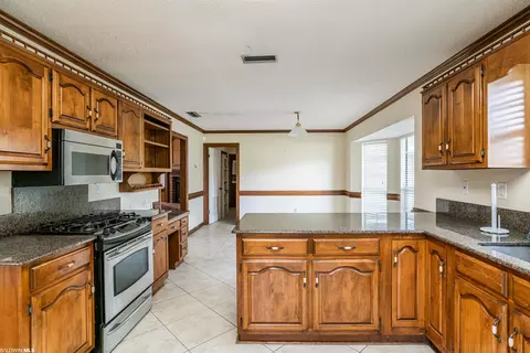 3336 Lacoste Rd, Mobile, AL 36618 photo 18