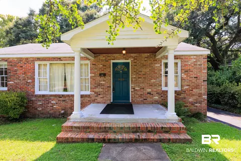 353 N Wacker Ln, Mobile, AL 36608 photo 3